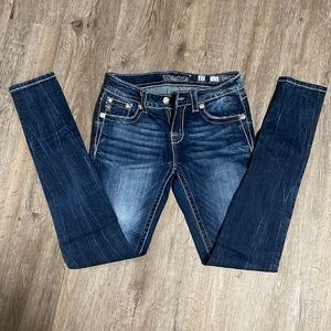 Miss me skinny jeans size 27! Never worn!